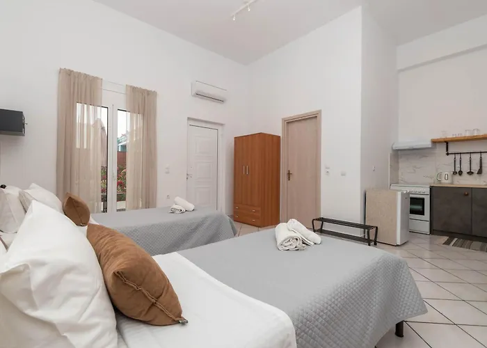 Apartment Dora's Laganas