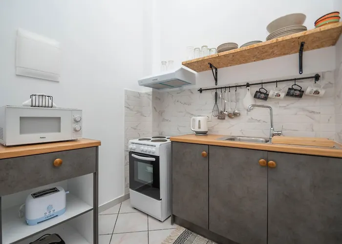 Dora's Apartment