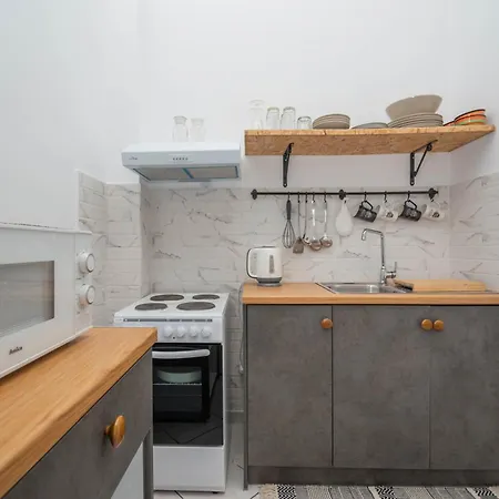 Apartment Dora's Laganas