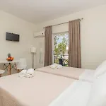 Apartament Dora's Laganas